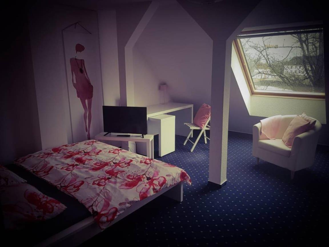 6 Bedroom Private Apartment & Lounge ロストック エクステリア 写真